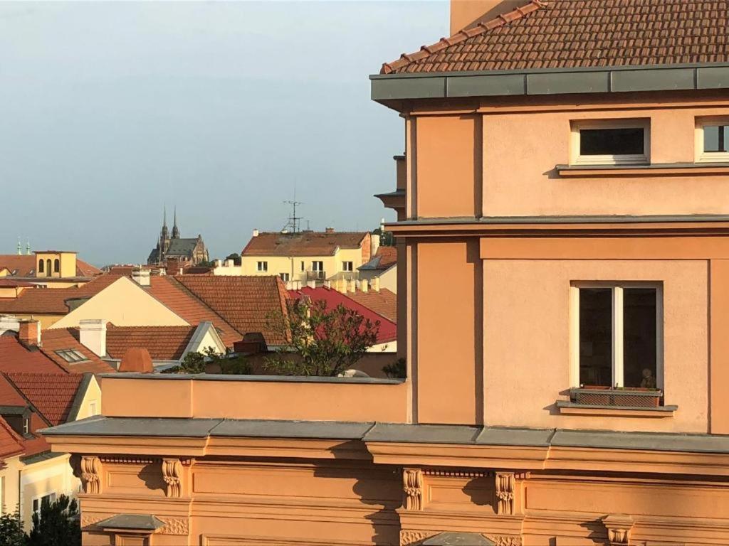 Rooms Veveri - Uvoz, 10 Min Peski Do Centru เบอร์โน ภายนอก รูปภาพ