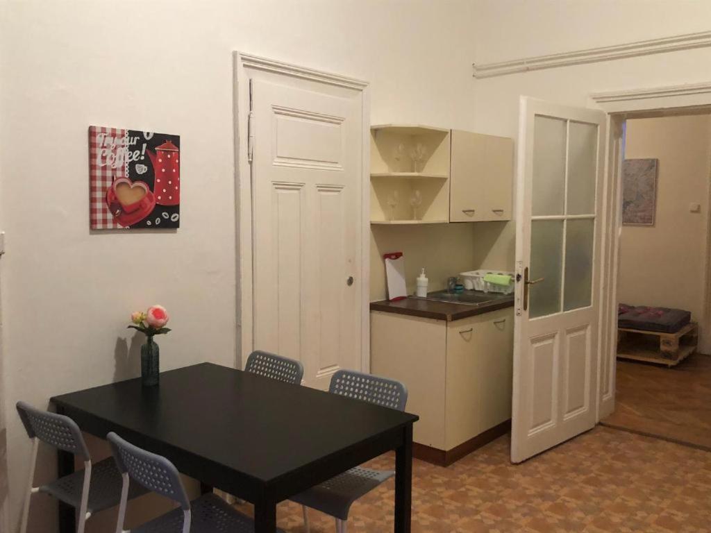 Rooms Veveri - Uvoz, 10 Min Peski Do Centru เบอร์โน ภายนอก รูปภาพ